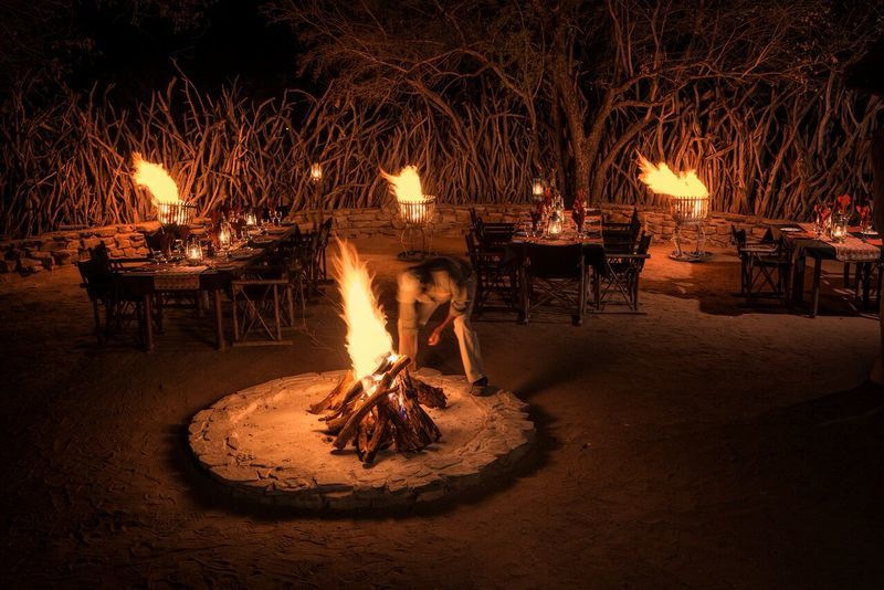 Impodimo Game Lodge マディクウェ野生保護区 エクステリア 写真