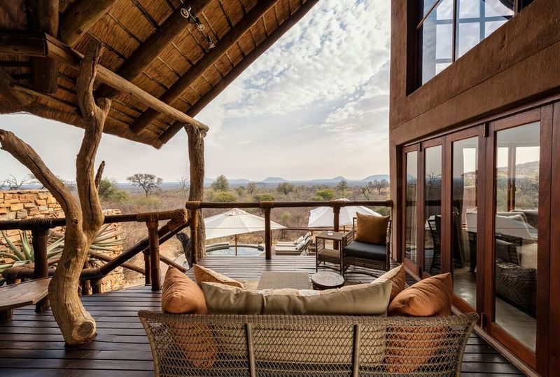 Impodimo Game Lodge マディクウェ野生保護区 エクステリア 写真